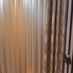 پرده ترکیبی با طراحی مدرن و مینیمال